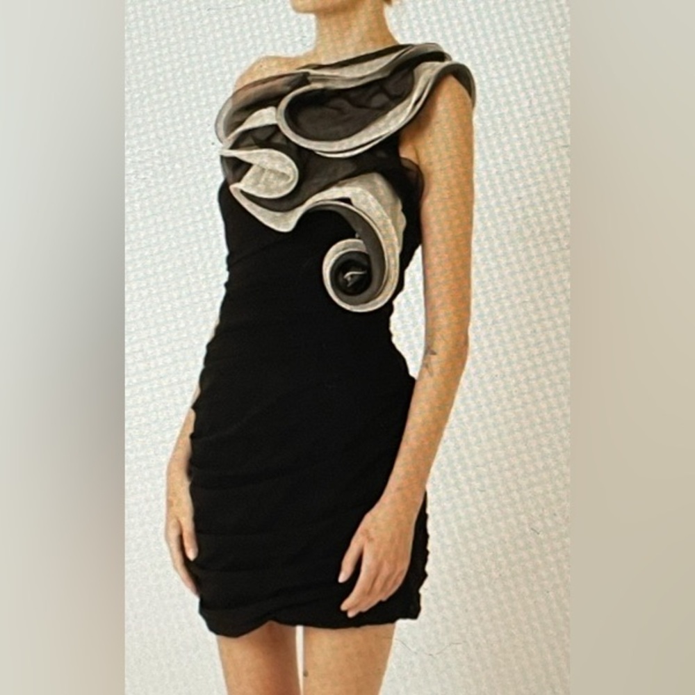MARCHESA NOTTE EXAGGERATED ROSETTE ONE SHOULDER DRESS- Preowned, mint , sz 10 - Picture 11 of 15